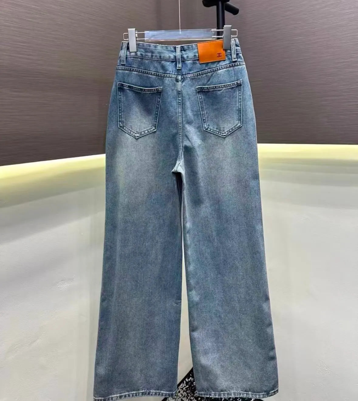 Symmetrical Pocket Embroidery Jeans