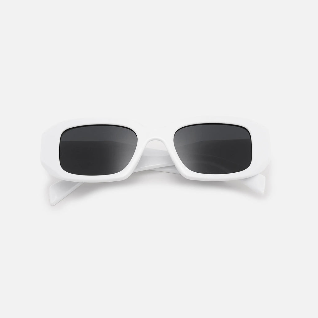 Round‑Frame Tinted Sunglasses